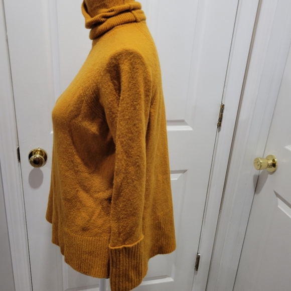 J CREW Wool Blend Turtleneck Sweater SZ XXS - Picture 4 of 8